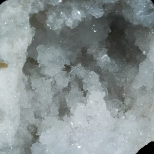 geoda-kwarcowa-z-maroka-duza-naturalna (30).webp