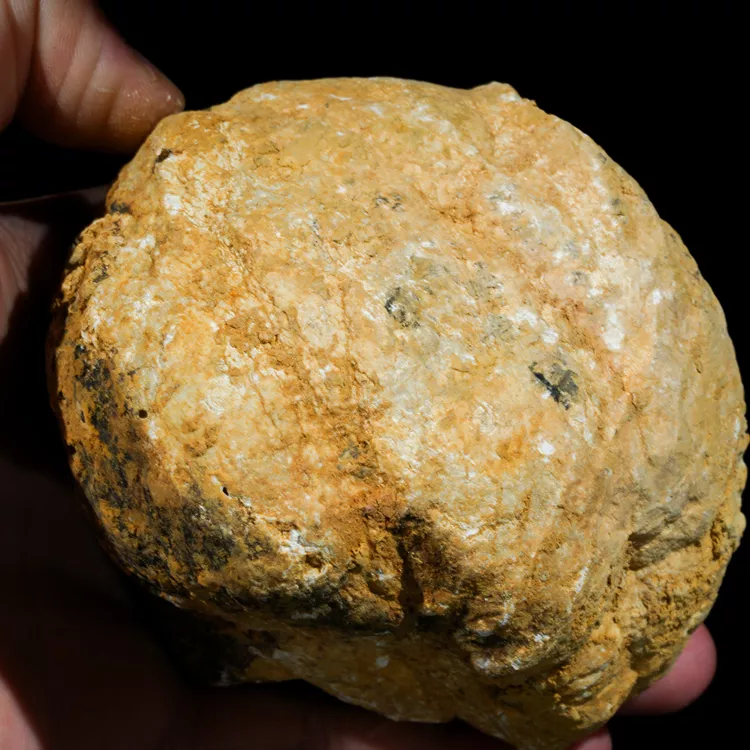 geoda-kwarcowa-z-maroka-duza-naturalna (52).webp