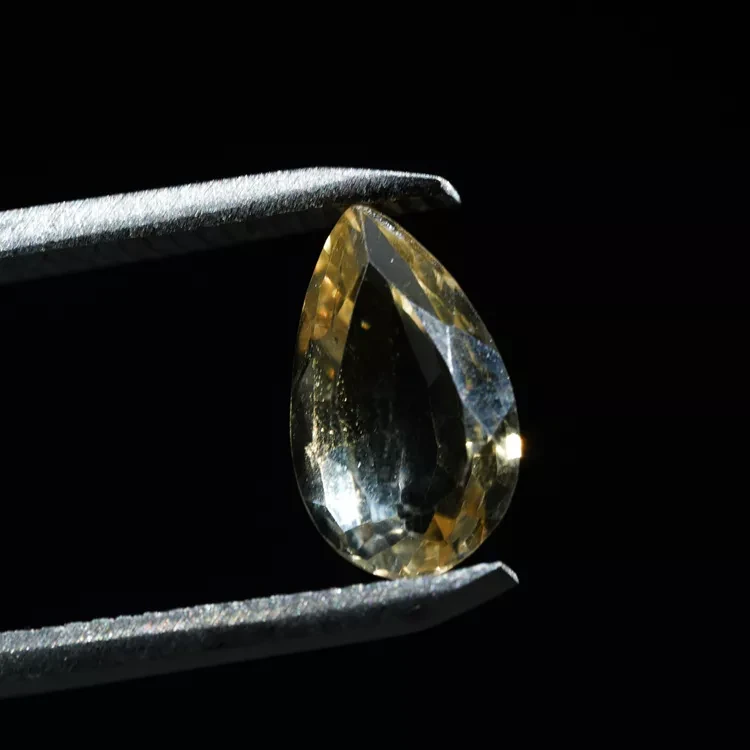 klejnoty-naturalne-z-mineralow (146).webp