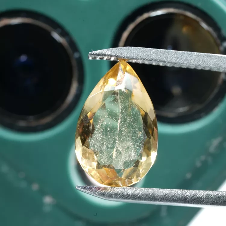 klejnoty-naturalne-z-mineralow (63).webp