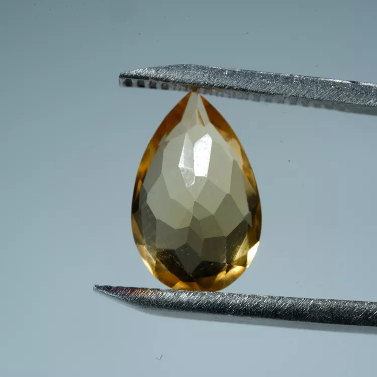 klejnoty-naturalne-z-mineralow (39).webp