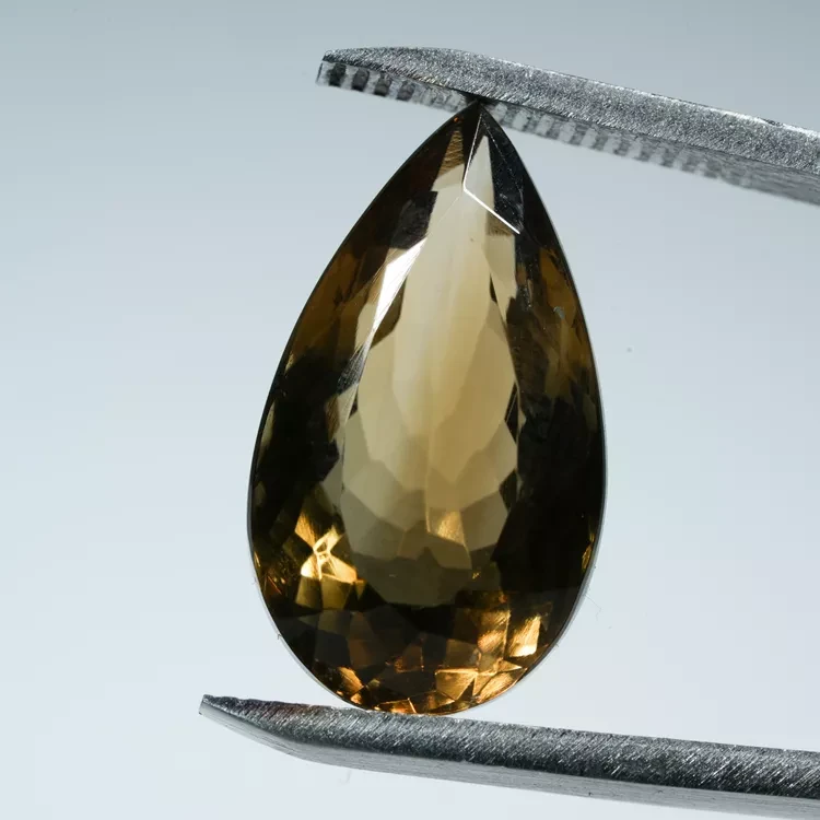 klejnoty-naturalne-z-mineralow (97).webp