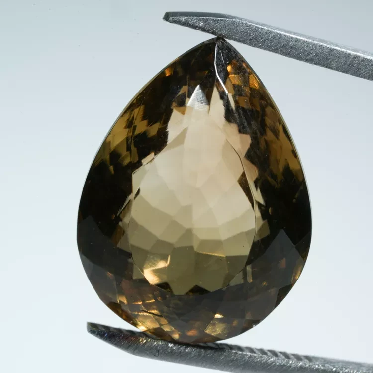 klejnoty-naturalne-z-mineralow (100).webp