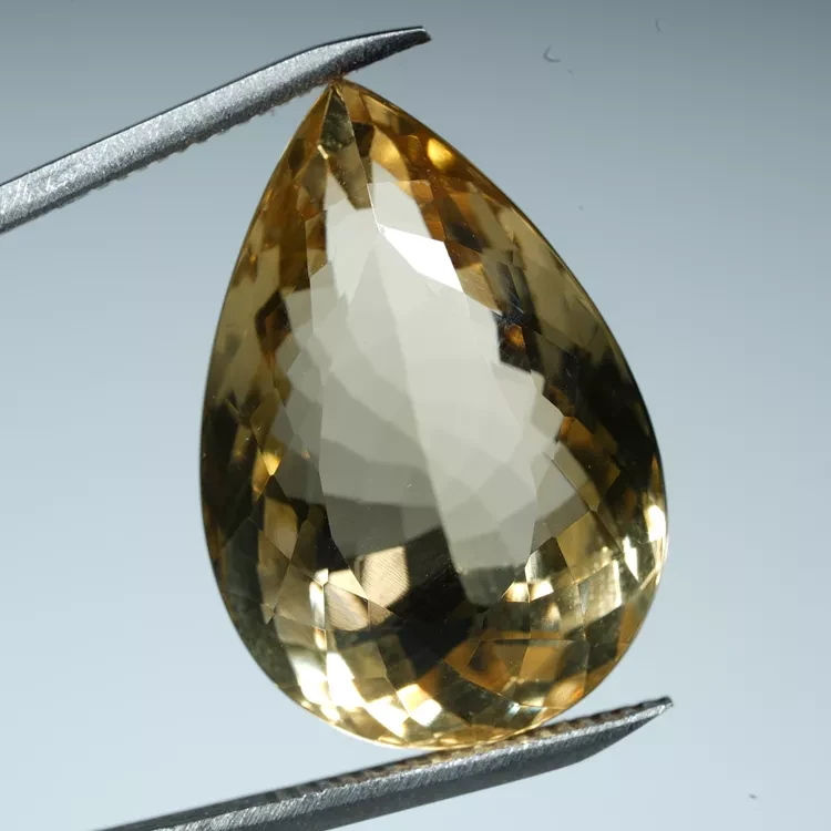 klejnoty-naturalne-z-mineralow (134).webp