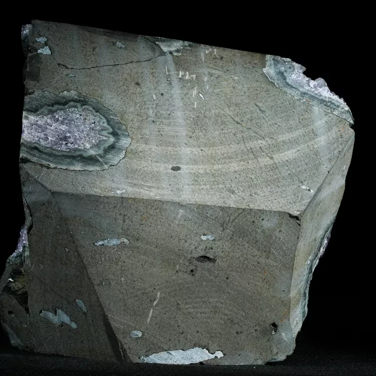 wielki-ametyst-geoda-duza-brazylia (39).webp