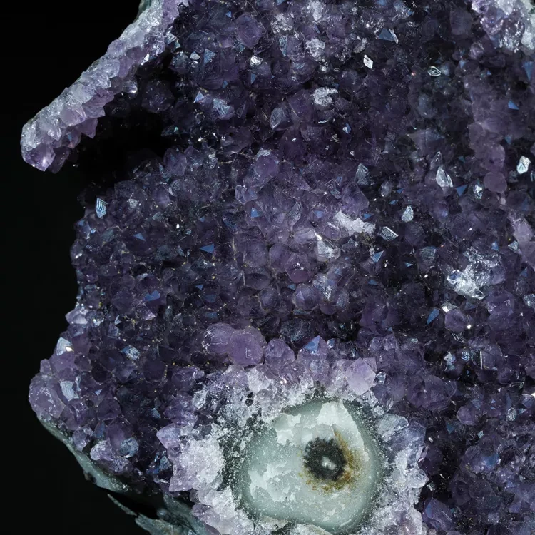 wielki-ametyst-geoda-duza-brazylia (42).webp