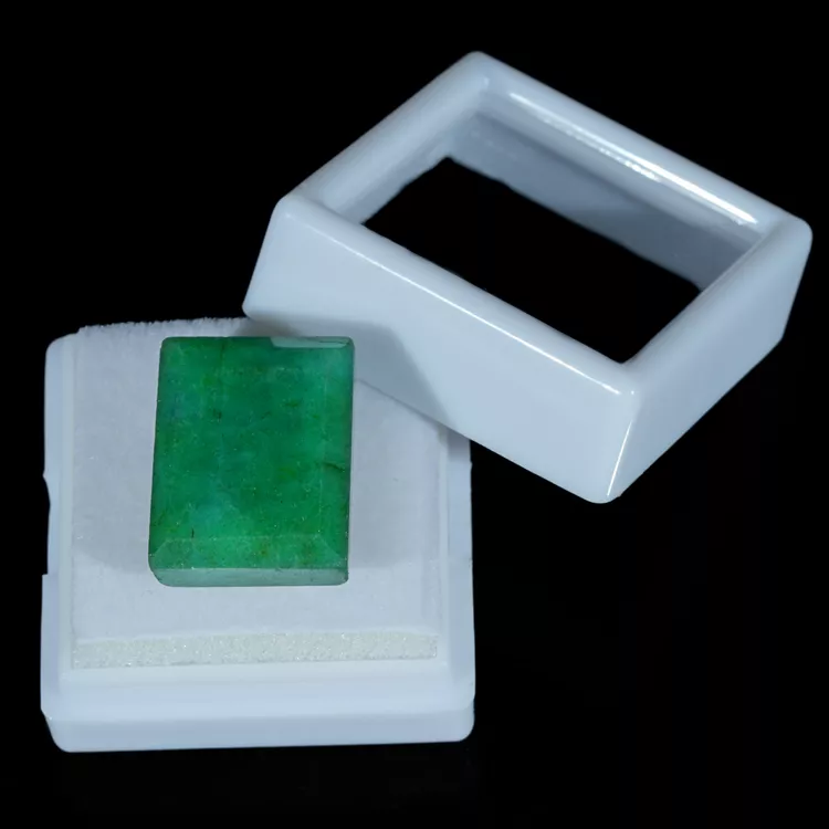 szmaragd-naturalny-klejnot-beryl (3).webp