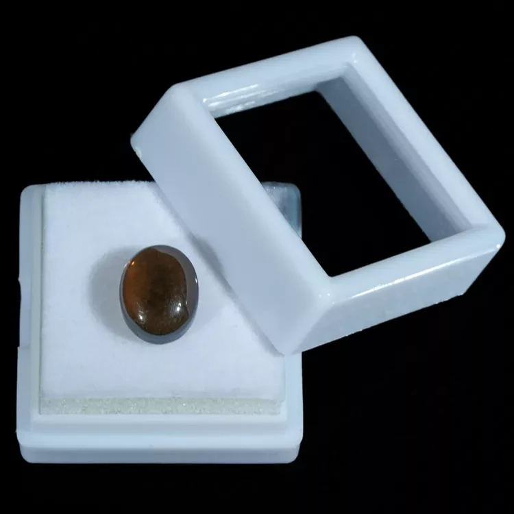 kwarc-dymny-naturalny-do-bizuterii-krysztal (3).webp