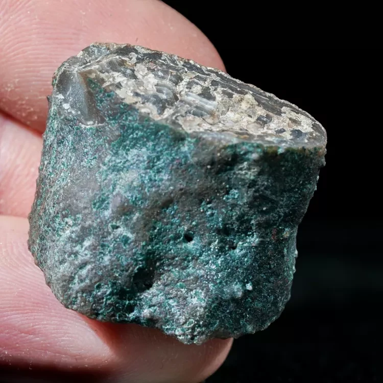 agaty-naturalne-kolekcjonerskie-kamienie (153).webp