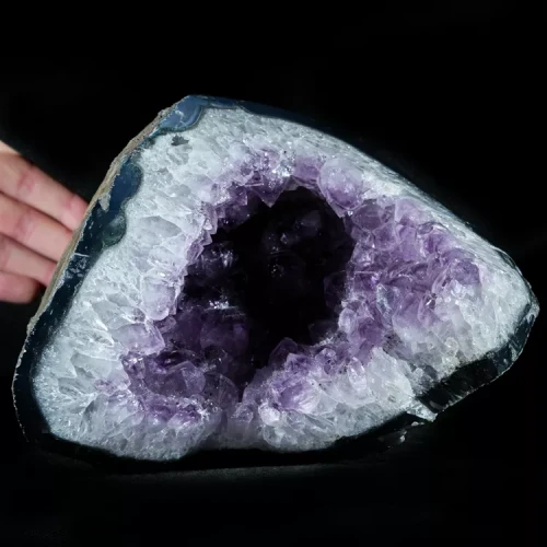 pomysl-na-prezent-ametyst-kamien (165).webp