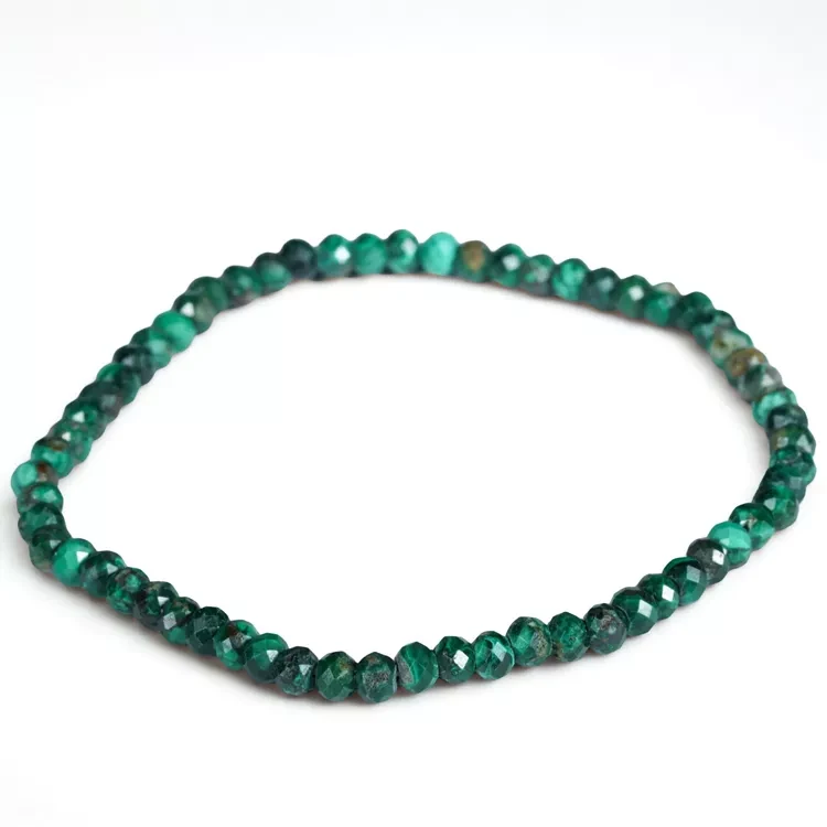bransoletka-malachit-fasetowana-polyskujaca.webp