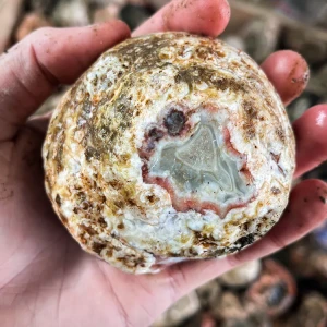 rough-agates-from-morocco (2) (Copy).webp