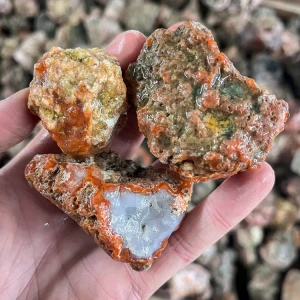 rough-agates-from-morocco (3) (Copy).webp