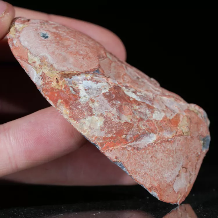 agaty-z-mozambiku-kolekcjonerski-naturalny (15) (Copy).webp