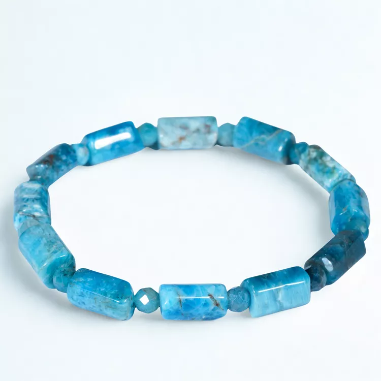 bransoletka-apatyt-niebieska-kamien (Copy).webp