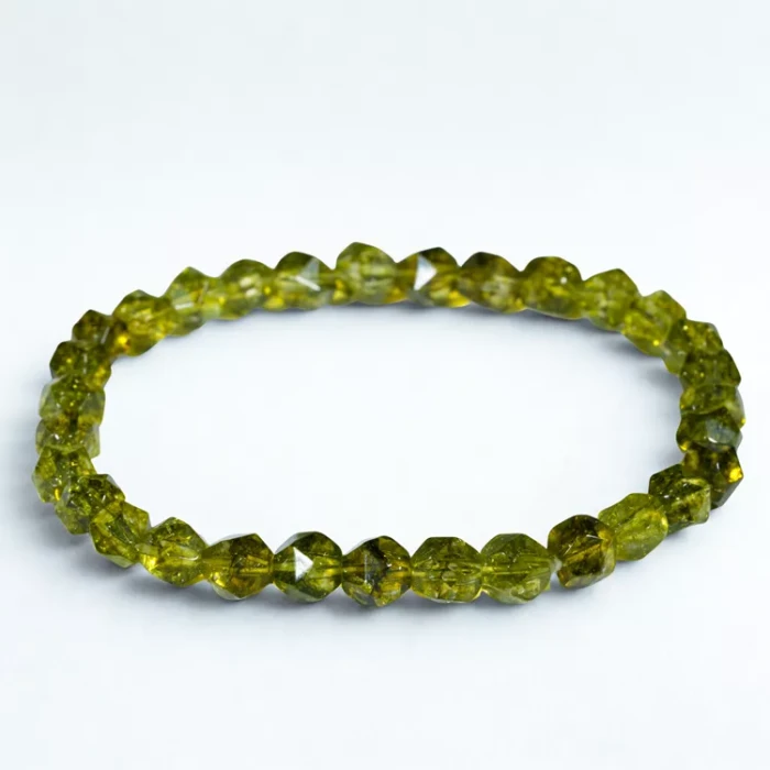 bransoletka-oliwin-peridot-naturalny (3) (Copy).webp