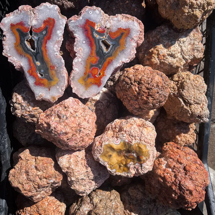 agaty-z-argentyny-surowe-patagonia (1) (Copy).webp