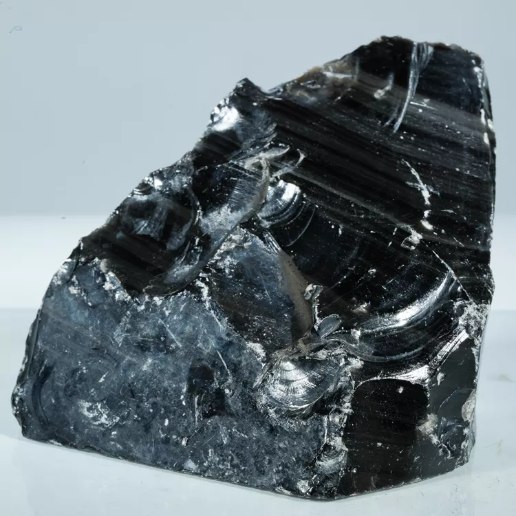 obsydian-sniezny-naturalny-okaz (29).webp