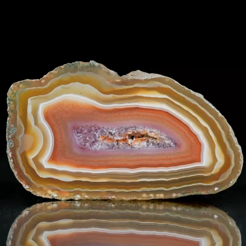 agat-z-malawi-kolorowy-kamien-naturalny (42) (Copy).webp