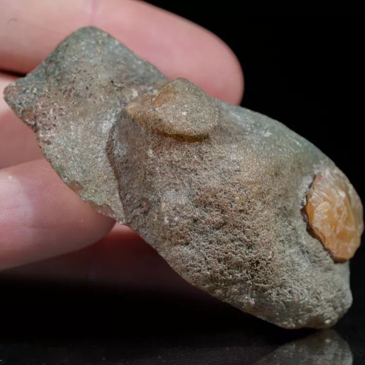 agat-z-malawi-kolorowy-kamien-naturalny (45) (Copy).webp