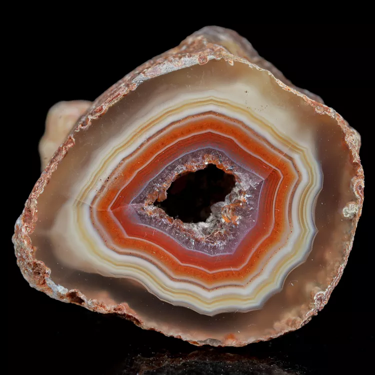 agat-z-malawi-kolorowy-kamien-naturalny (24) (Copy).webp