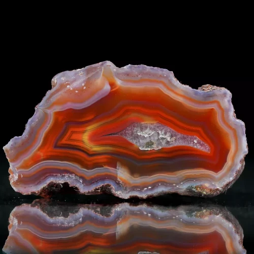 agat-z-malawi-kolorowy-kamien-naturalny (72) (Copy).webp