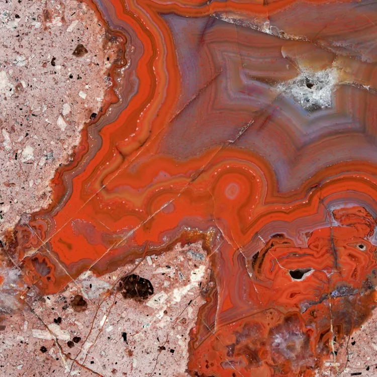 agat-z-nowego-kosciola-kamienie-polski (15) (Copy).webp