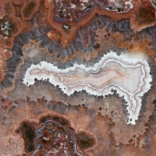 agat-z-nowego-kosciola-kamienie-polski (44) (Copy).webp