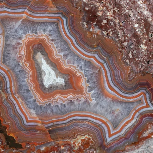 agat-z-nowego-kosciola-kamienie-polski (62) (Copy).webp