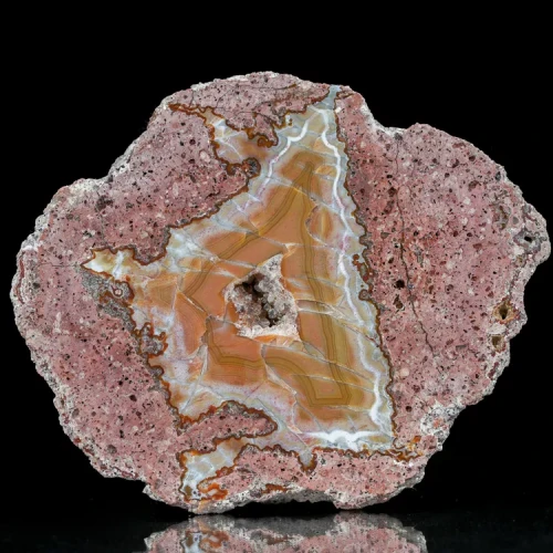 agat-z-nowego-kosciola-kamienie-polski (73) (Copy).webp