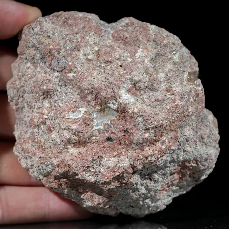 agat-z-nowego-kosciola-kamienie-polski (75) (Copy).webp