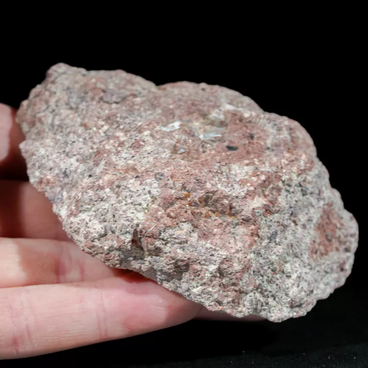 agat-z-nowego-kosciola-kamienie-polski (76) (Copy).webp