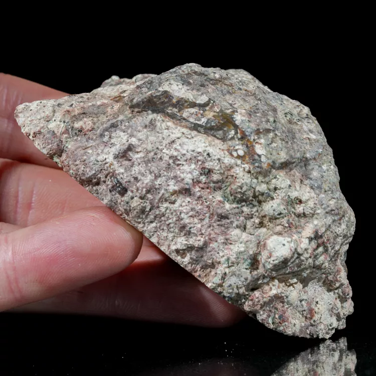 agat-z-nowego-kosciola-kamienie-polski (119) (Copy).webp