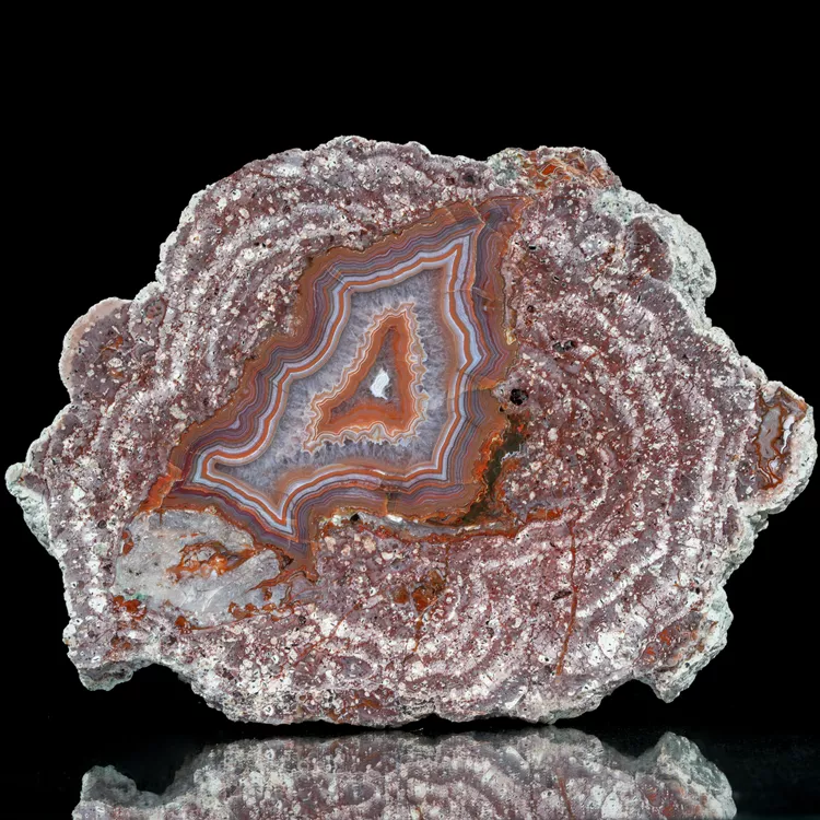 agat-z-nowego-kosciola-kamienie-polski (95) (Copy).webp