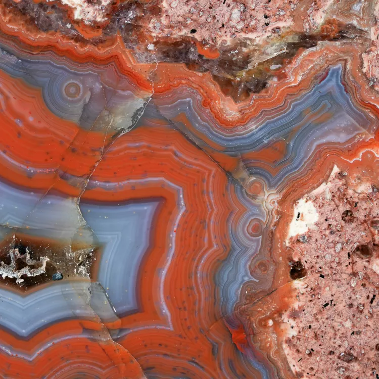 agat-z-nowego-kosciola-kamienie-polski (66) (Copy).webp