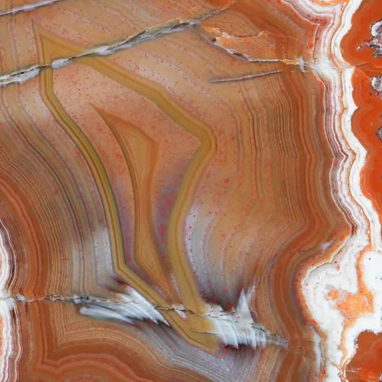 agat-z-nowego-kosciola-kamienie-polski (87) (Copy).webp