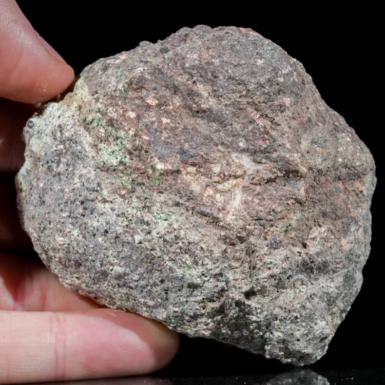 agat-z-nowego-kosciola-kamienie-polski (136) (Copy).webp