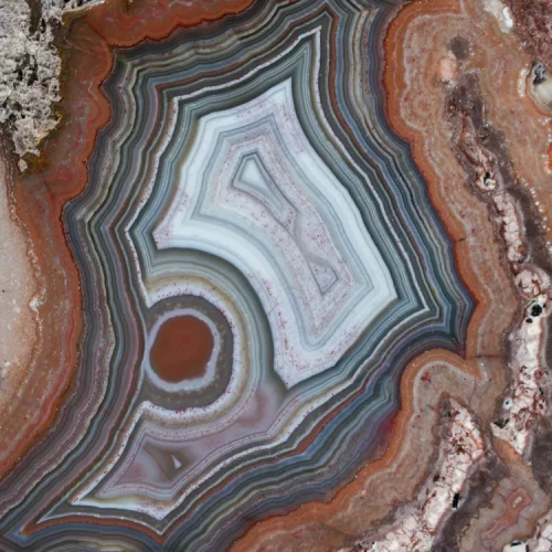 agat-z-nowego-kosciola-kamienie-polski (161) (Copy).webp