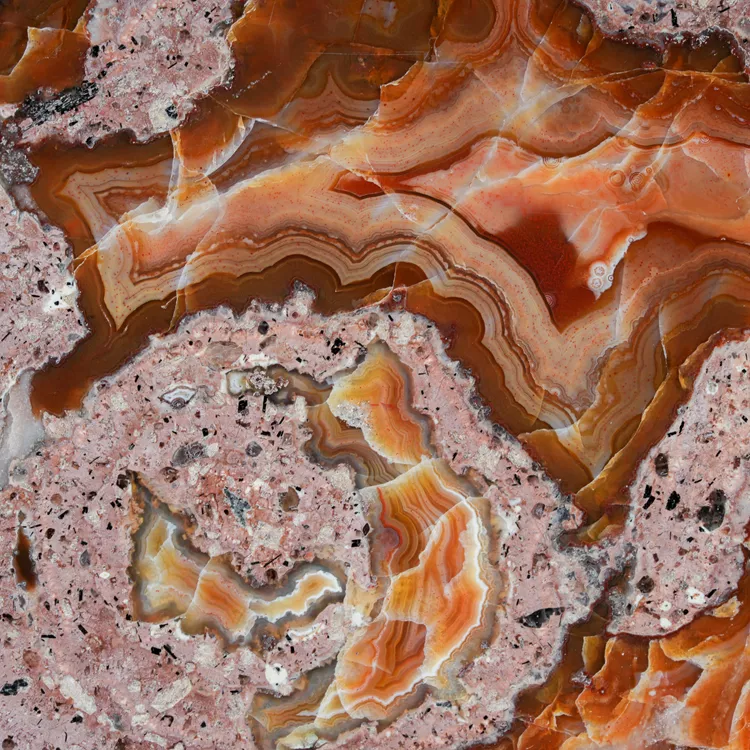 agat-z-nowego-kosciola-kamienie-polski (83) (Copy).webp