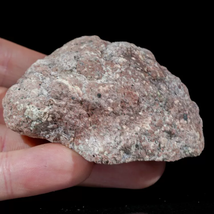 agat-z-nowego-kosciola-kamienie-polski (209) (Copy).webp