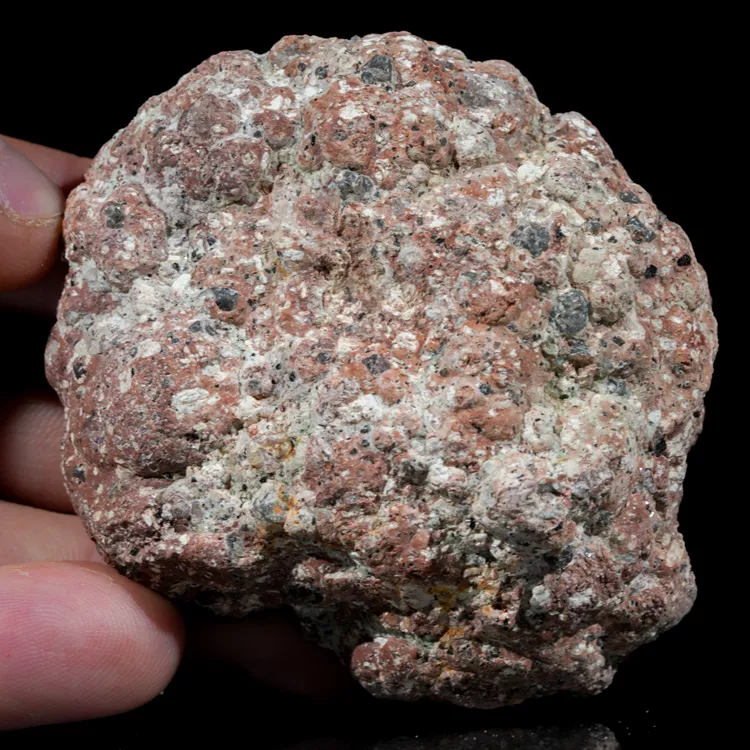 agat-z-nowego-kosciola-kamienie-polski (170) (Copy).webp