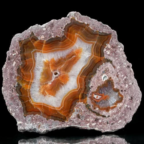 agat-z-nowego-kosciola-kamienie-polski (110) (Copy).webp