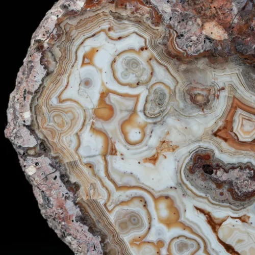 agat-z-nowego-kosciola-kamienie-polski (151) (Copy).webp