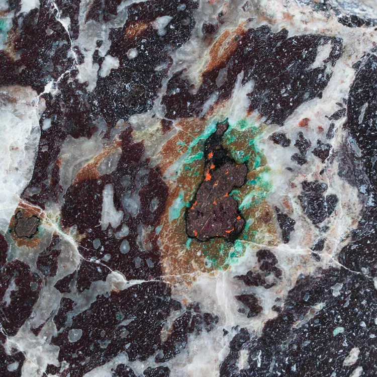 miedz-rodzima-z-sokolowca-mineraly-z-polski (6) (Copy).webp
