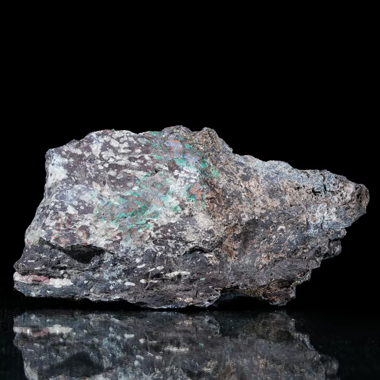 miedz-rodzima-z-sokolowca-mineraly-z-polski (38) (Copy).webp