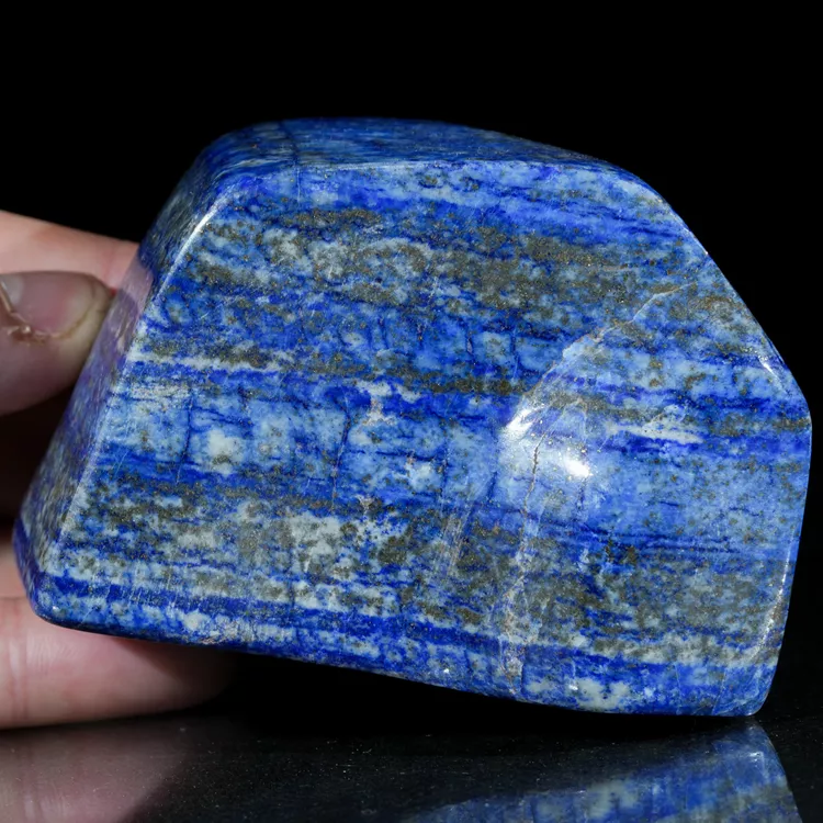 lapis-lazuli-rzezba-dekoracja-naturalna (4) (Copy).webp