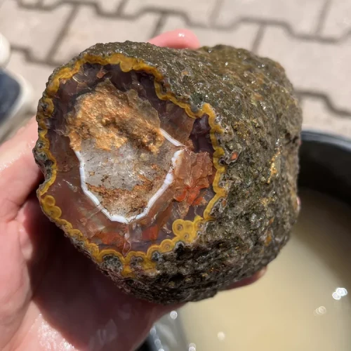 rough-agate-specimen-morocco-kerrouchen (1) (Copy).webp