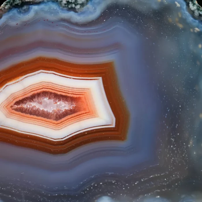 agate-malawi-alimajo-specimen (5).webp