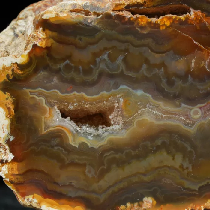 sumatra-agate-indonesia-collector (46).webp