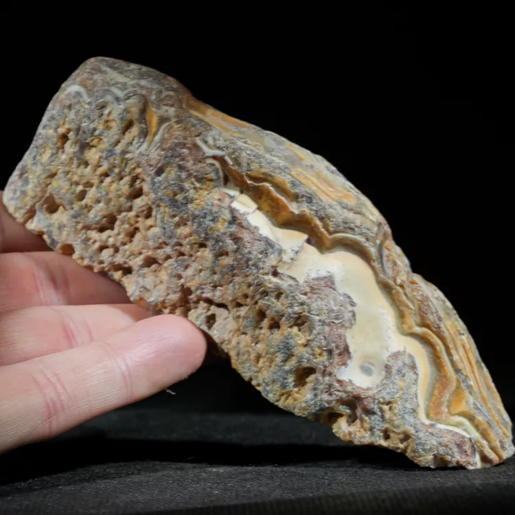sumatra-agate-indonesia-collector (73).webp